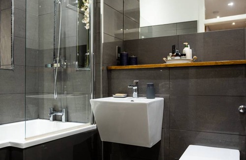 Tollcross Apartment | 65 m² Apartment ∙ 3 bedrooms ∙ 5 guests