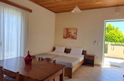 Pylos-Nestoras House | 65 m² House ∙ 1 bedroom ∙ 5 guests