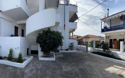 Olympiada House | 65 m² House ∙ 2 bedrooms ∙ 6 guests