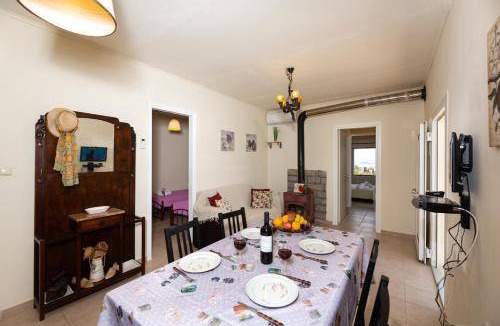 Menegata House | 65 m² House ∙ 2 bedrooms ∙ 5 guests