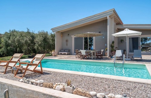 Karavados Villa | 65 m² Villa ∙ 1 bedroom ∙ 2 guests