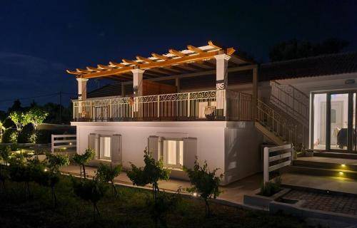 Lixouri Villa | 65 m² Villa ∙ 2 bedrooms ∙ 4 guests