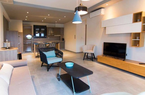 Igoumenitsa Apartment | 68 m² Serviced apartment ∙ 4 guests
