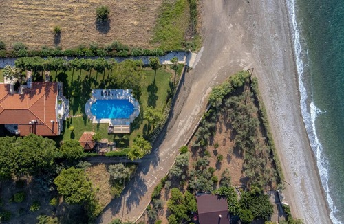 Chalcis Villa | 7 bedroom accommodation in Chalkida