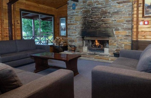Te Anau Resort | 70 m² Resort ∙ 4 bedrooms ∙ 7 guests