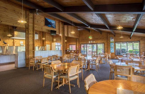 Te Anau Resort | 70 m² Resort ∙ 4 bedrooms ∙ 7 guests
