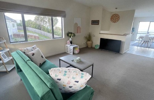 Khandallah House | 71 m² House ∙ 1 bedroom ∙ 4 guests