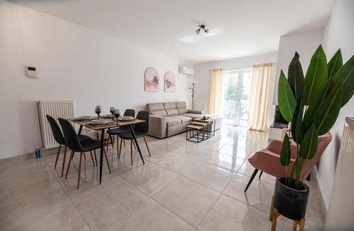 Keratsini-Drapetsona Apartment | 75 m² Apartment ∙ 2 bedrooms ∙ 4 guests