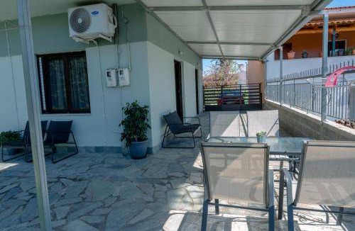 Pyrgos Apartment | 75 m² Apartment ∙ 2 bedrooms ∙ 4 guests