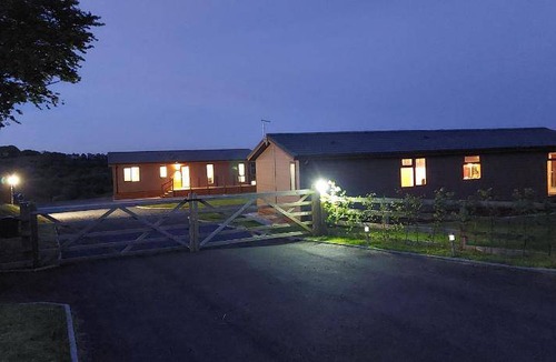 Lochwinnoch House | 75 m² House ∙ 2 bedrooms ∙ 4 guests