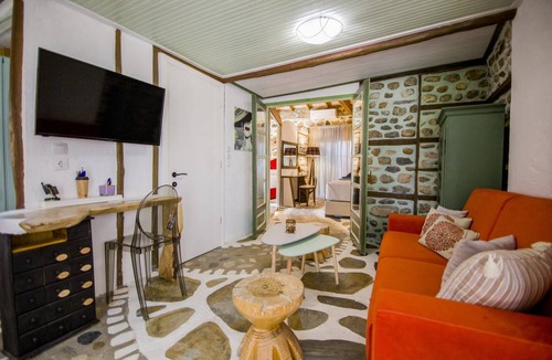 Tragilos House | 75 m² House ∙ 2 bedrooms ∙ 6 guests