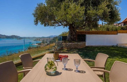 Akrotiri Villa | 75 m² Villa ∙ 2 bedrooms ∙ 4 guests