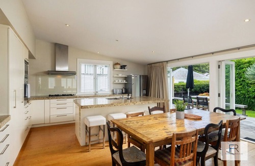 Epsom Apartment | 75 Market Road, Epsom