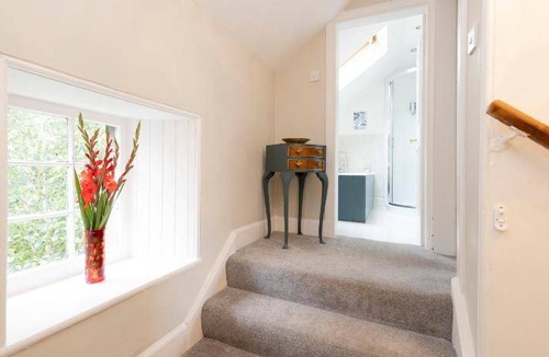 Dunbar House | 76 m² House ∙ 2 bedrooms ∙ 4 guests