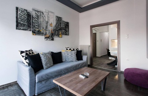 Athens City Centre Apartment | 77 m² Apartment ∙ 2 bedrooms ∙ 6 guests