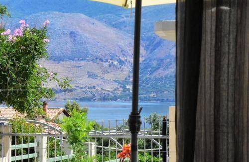 Agios Dimitrios Apartment | 80 m² Apartment ∙ 1 bedroom ∙ 3 guests