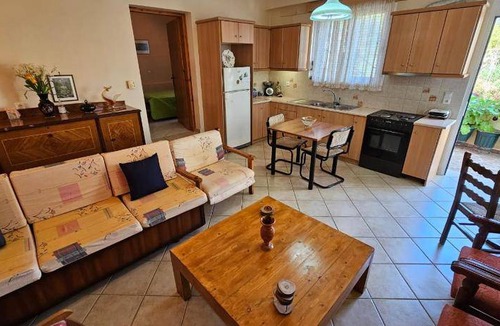 Poros Apartment | 80 m² Apartment ∙ 2 bedrooms ∙ 4 guests