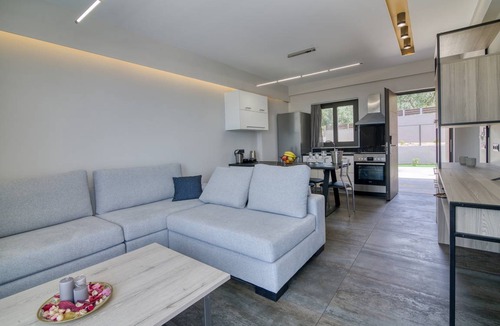 Zakharo House | 80 m² House ∙ 2 bedrooms ∙ 5 guests