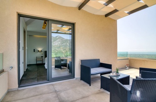 Zakharo House | 80 m² House ∙ 2 bedrooms ∙ 5 guests