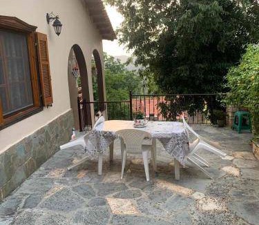 Megalos Prinos House | 80 m² House ∙ 2 bedrooms ∙ 6 guests