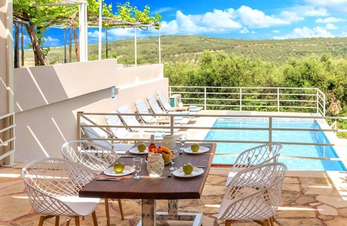 Dramia House | 80 m² House ∙ 3 bedrooms ∙ 6 guests