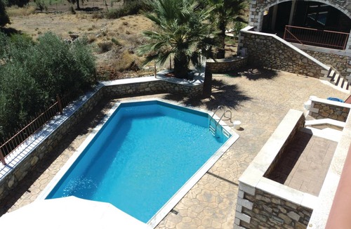 Paralia House | 80 m² House ∙ 2 bedrooms ∙ 6 guests