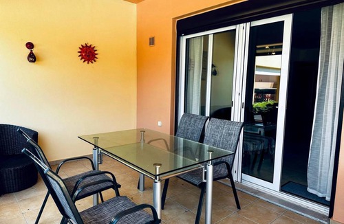 Panormos Apartment | 81 m² Apartment ∙ 2 bedrooms ∙ 4 guests
