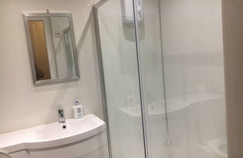 Dalry Apartment | 85 m² Apartment ∙ 3 bedrooms ∙ 10 guests