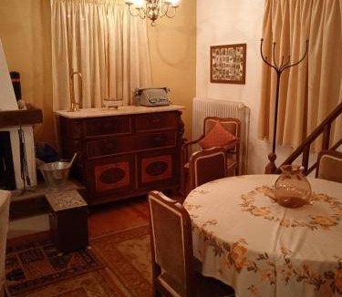 Metsovo House | 85 m² House ∙ 2 bedrooms ∙ 7 guests