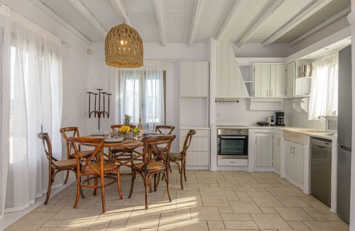 Psarou Villa | 9 Muses Villa Terpsichore, 4 BR with private pool!
