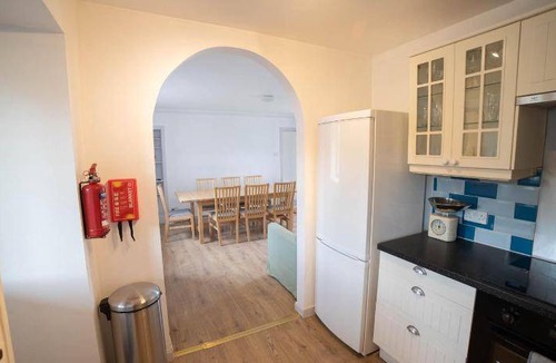 Fortrose Apartment | 90 m² Apartment ∙ 4 bedrooms ∙ 10 guests