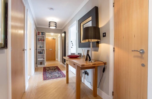 Bonnington Apartment | 90 m² Apartment ∙ 3 bedrooms ∙ 6 guests