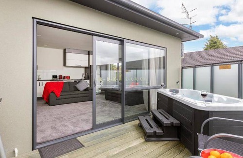 Rotorua Apartment | 90 m² Apartment ∙ 2 bedrooms ∙ 10 guests
