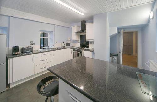 Bucksburn Bed & Breakfast | 90 m² Bed and breakfast ∙ 7 bedrooms ∙ 8 guests