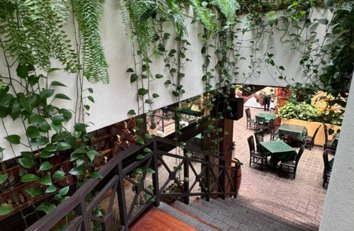 San Jose Hotel | 90 m² Hotel ∙ 2 bedrooms ∙ 10 guests