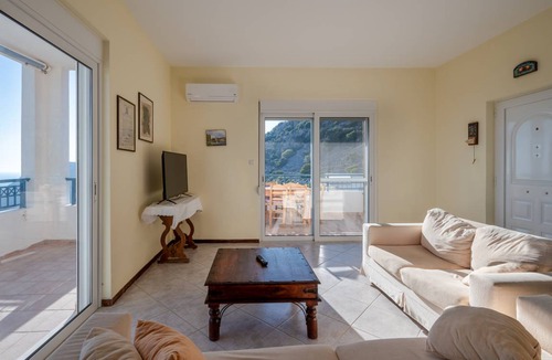 Sellia Villa | 90 m² Villa ∙ 3 bedrooms ∙ 6 guests