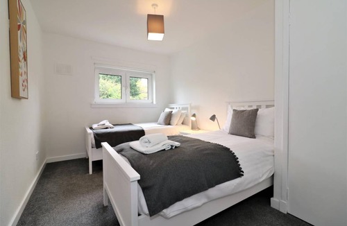 Hamilton Apartment | 98 m² Apartment ∙ 3 bedrooms ∙ 6 guests