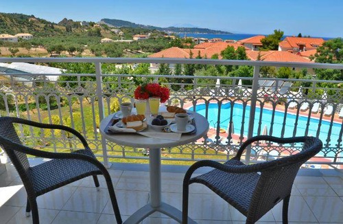 Argassi Apartment | 99 m² Serviced apartment ∙ 3 bedrooms ∙ 6 guests