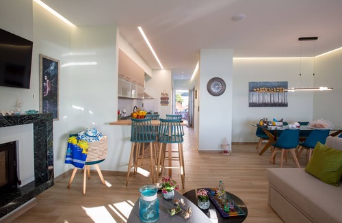 Kokkini Chani Apartment | A beach dream