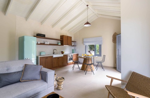 Kolaitis House | A beautiful country house surrounded by olive trees.