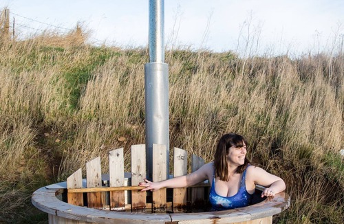Anstruther Cabin | A glamping dome that sleeps 4 guests in 0 bedrooms