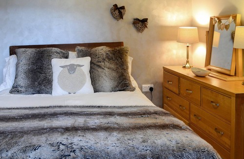 Castle Douglas Cottage | A lovely little barn conversion surrounded by wonderful countryside in this beautiful corner of Dumf