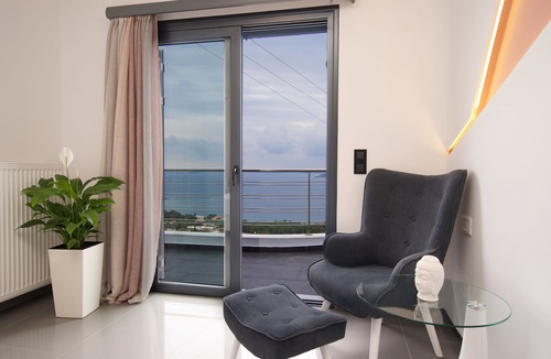 Kefalonia Villa | A modern furnished spacious villa with one of the best sunset views