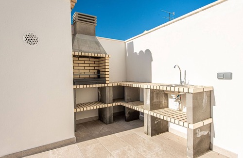 Les Palmeres Villa | A perfect location villa for holidays with A/C and private pool