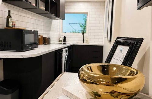 Hamilton Apartment | A Premium Stay in the Heart of Hamilton