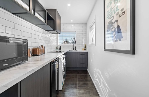 Hamilton Apartment | A Premium Stay in the Heart of Hamilton