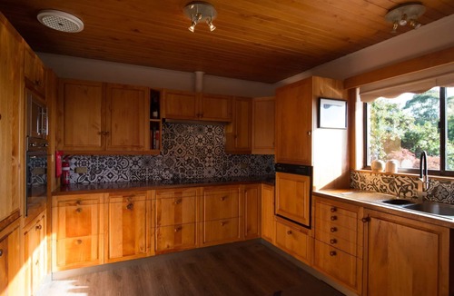 Kingston House | A Quintessentially Tasmanian Living experience awaits!