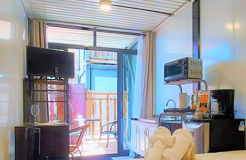 Santa Ana Apartment | #A Santa Ana Container Studio Great Location