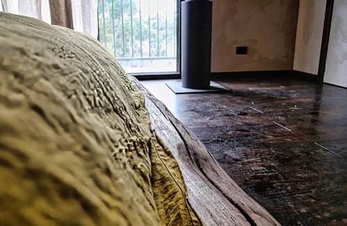 Coles Bay House | A Wabi-Sabi Hygge-infused sauna & spa escape