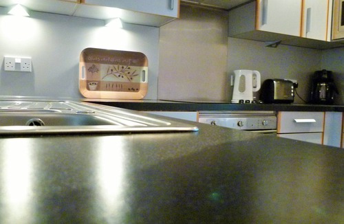 Edinburgh Apartment | Abbey- Nice Edinburgh CityCenter Apartment